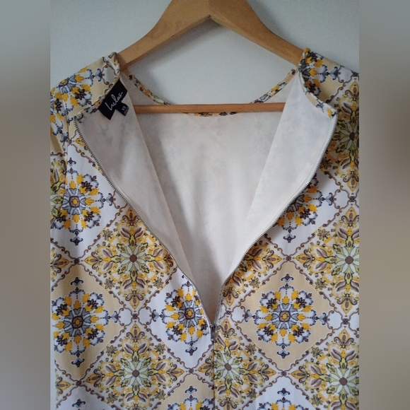Lulus Floral Yellow & White Mini Dress Size XS - Picture 9 of 13